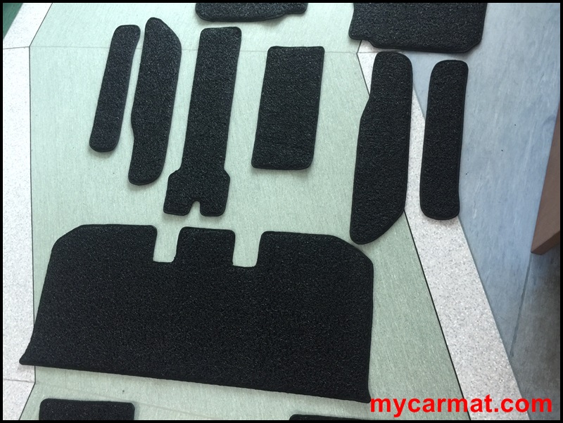 Toyota Vellfire Flexible Custom Car Mat With Side Sewing + Heelpad